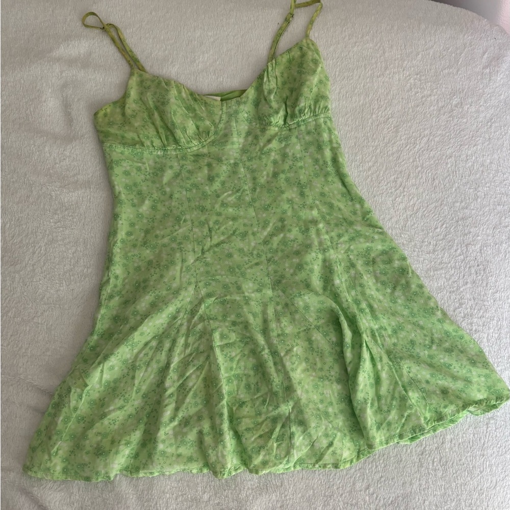 Le Lis Light Green Floral Dress